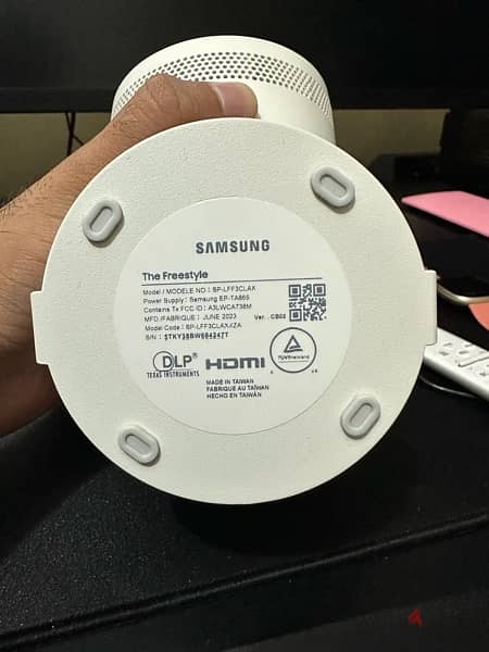 samsung projector 1