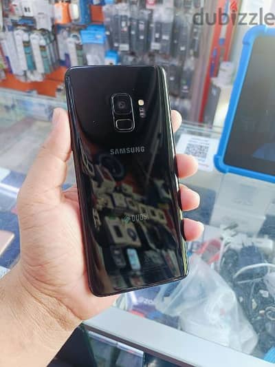 Samsung S9.64GB Storage. 4GB RAM.