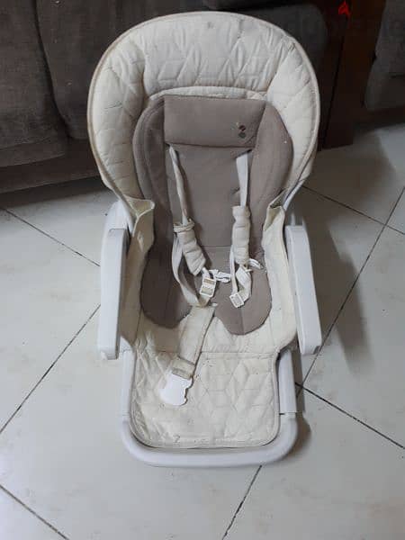 feeding chair urgent for sale. . 5