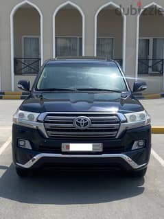 Toyota Land Cruiser 2017 Land Cruiser GXR V8