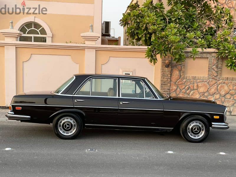 1971 model Mercedes-Benz 280 s 2