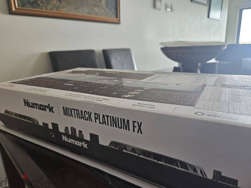 Numark Mixtrack Platinum DJ mixer 1