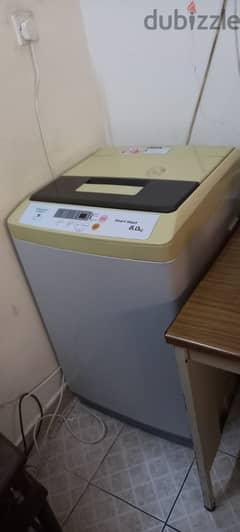 Excellent condtion washing machine for sale 0