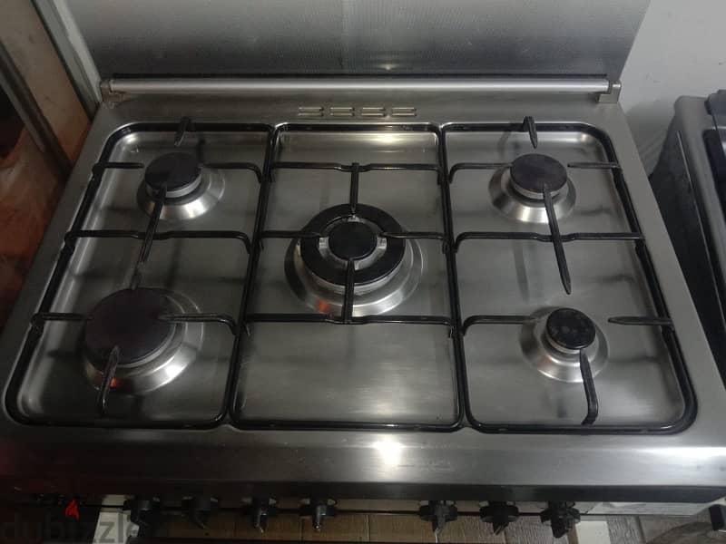 5 Burner with oven 2