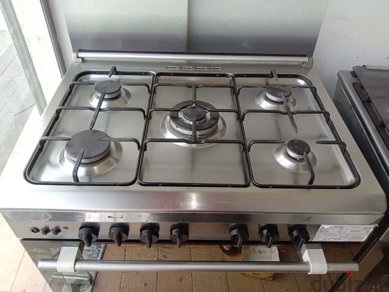 5 Burner with oven 3