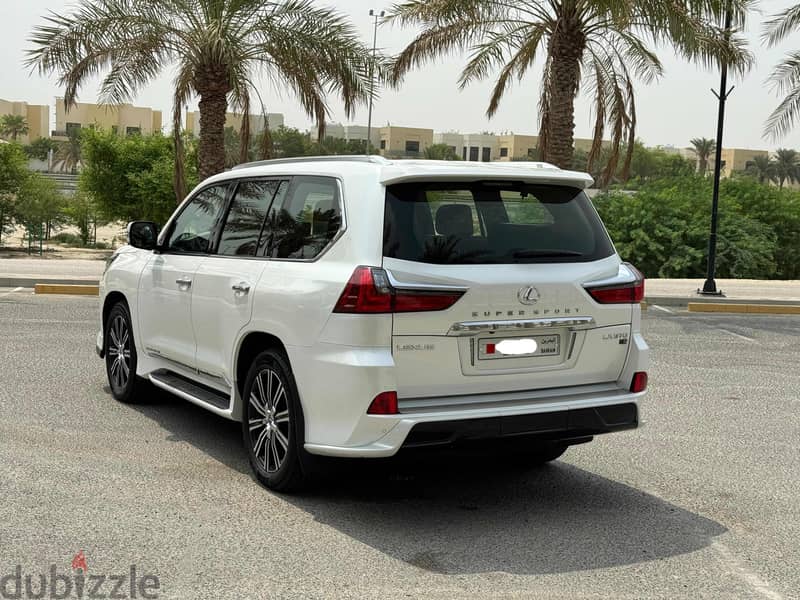 Lexus LX 570s Super Sport 2018 white 5