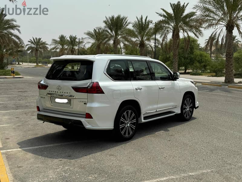 Lexus LX 570s Super Sport 2018 white 6