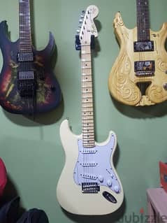 للبيع yngwie electric guitar (copy) 0