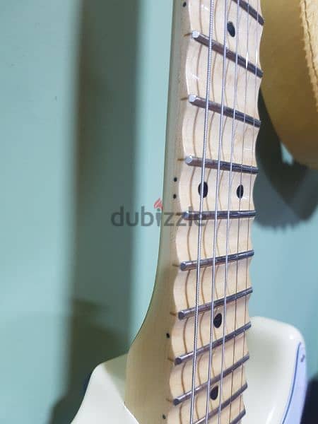 للبيع yngwie electric guitar (copy) 1