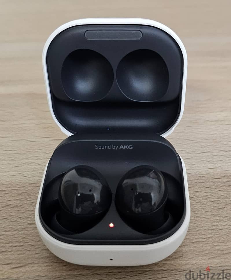 Used Samsung Galaxy Buds 2 2