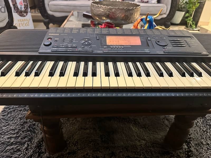 Yamaha Electric Keyboard 3