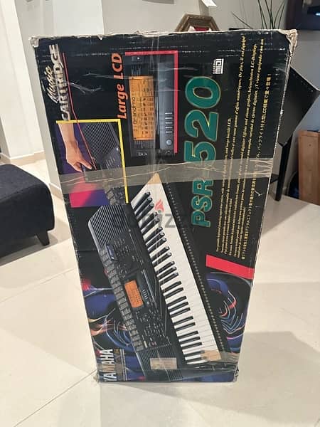 Yamaha Electric Keyboard 6