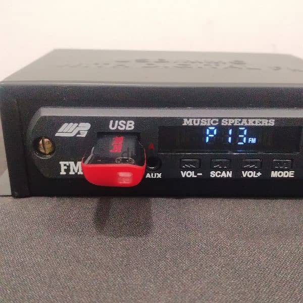 usb,bluetooth, fm,aux,+ bass and  treble equalizer (DC adapter,remote) 5