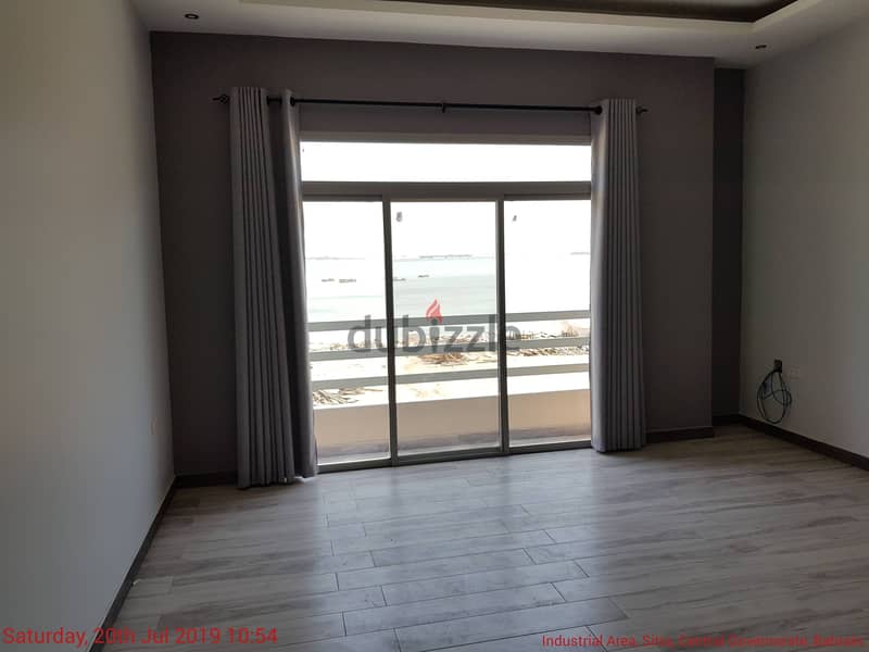 Amazing Sea View Brand-new spacious 2 Master Bathroom, apartment 8