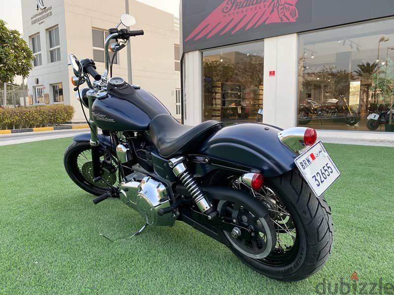 Harley Davidson  street bob 1