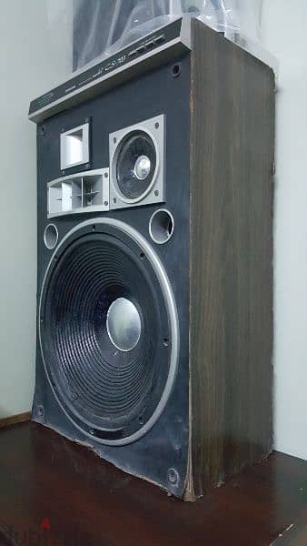 PIONEER MODEL CS. 703 ONLY ONE