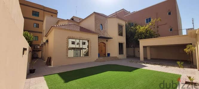 luxury villa in tubli