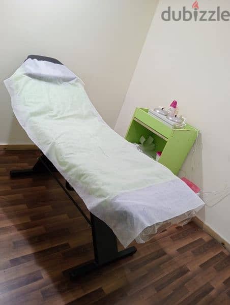 ladies Salon for sale in Muhrraq 2