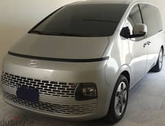 Hyundai Staria 2023 0