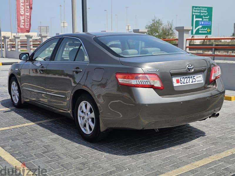 Toyota Camry 2010 excellent condition 3