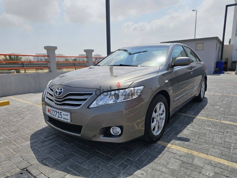 Toyota Camry 2010 excellent condition 4