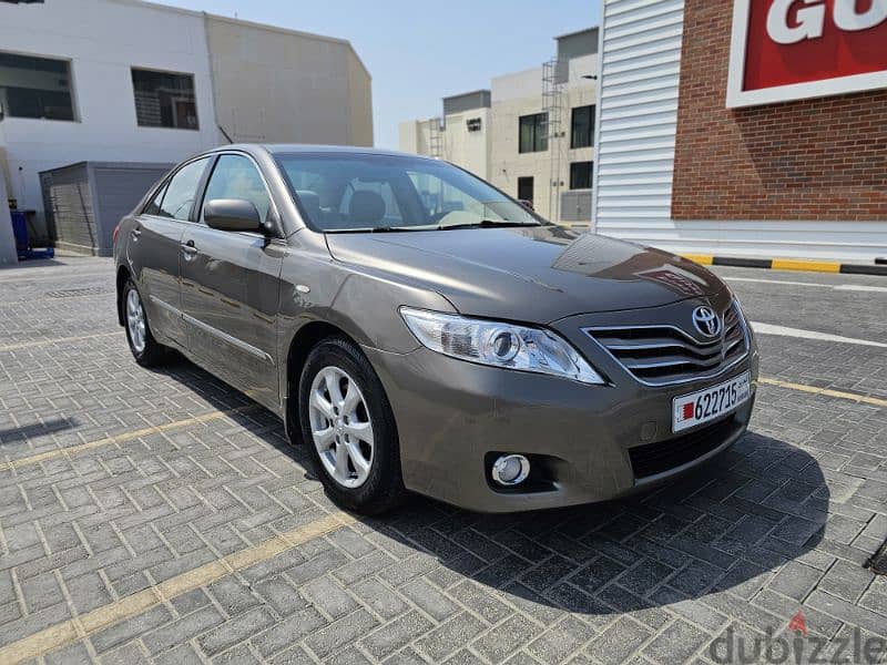 Toyota Camry 2010 excellent condition 5