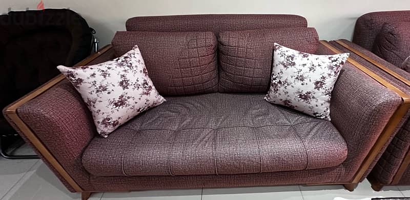 For sale six seater sofa 1