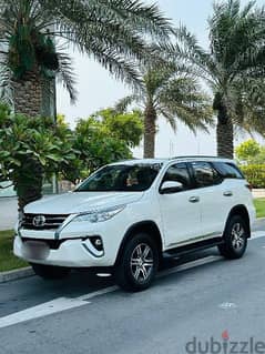 Toyota Fortuner 2020 model. single owner. zero accident. company service