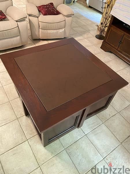 Coffee Table with 4 Leather Stools 0