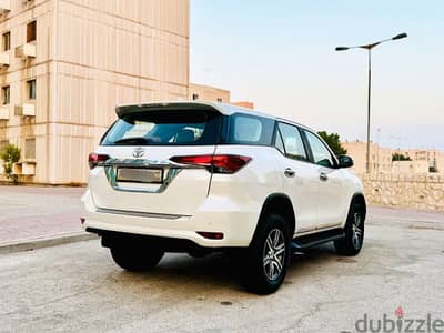 Toyota Fortuner 2019 2.7L SINGLE OWNED ZERO ACCIDENT 7 SEATER SUV SALE