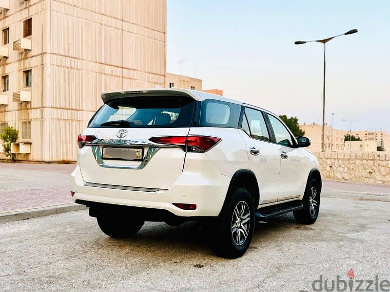 Toyota Fortuner 2019 2.7L SINGLE OWNED ZERO ACCIDENT 7 SEATER SUV SALE 0