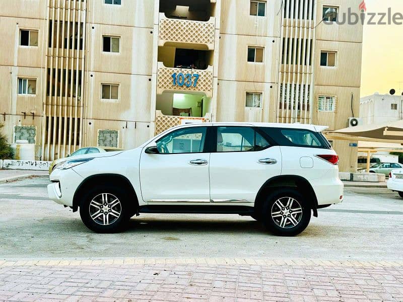 Toyota Fortuner 2019 2.7L SINGLE OWNED ZERO ACCIDENT 7 SEATER SUV SALE 4