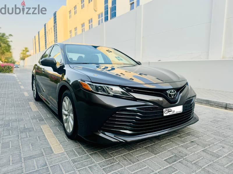 Toyota Camry 2020 LE 3