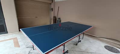 طاولة تنس/ tennis table