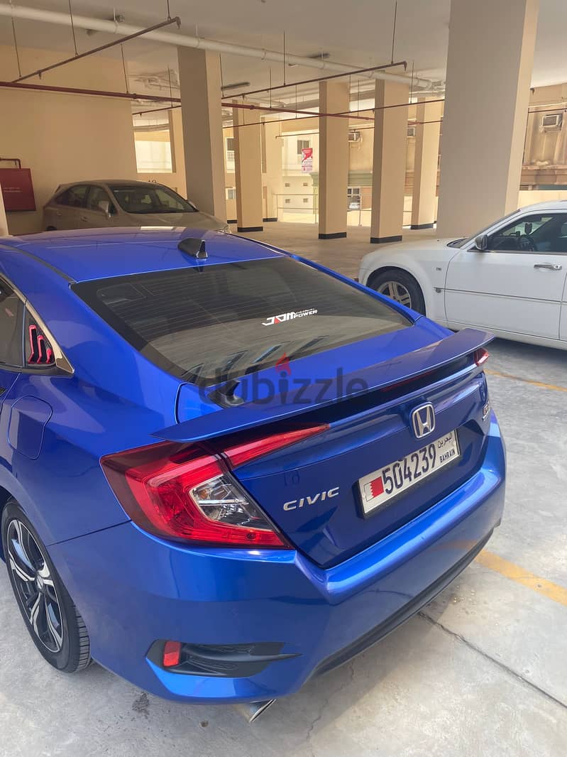 Honda Civic Rs Turbo (Like new) for sale 2