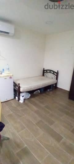 Bed space for  rent 35 bd only (Kerala Bachelor )