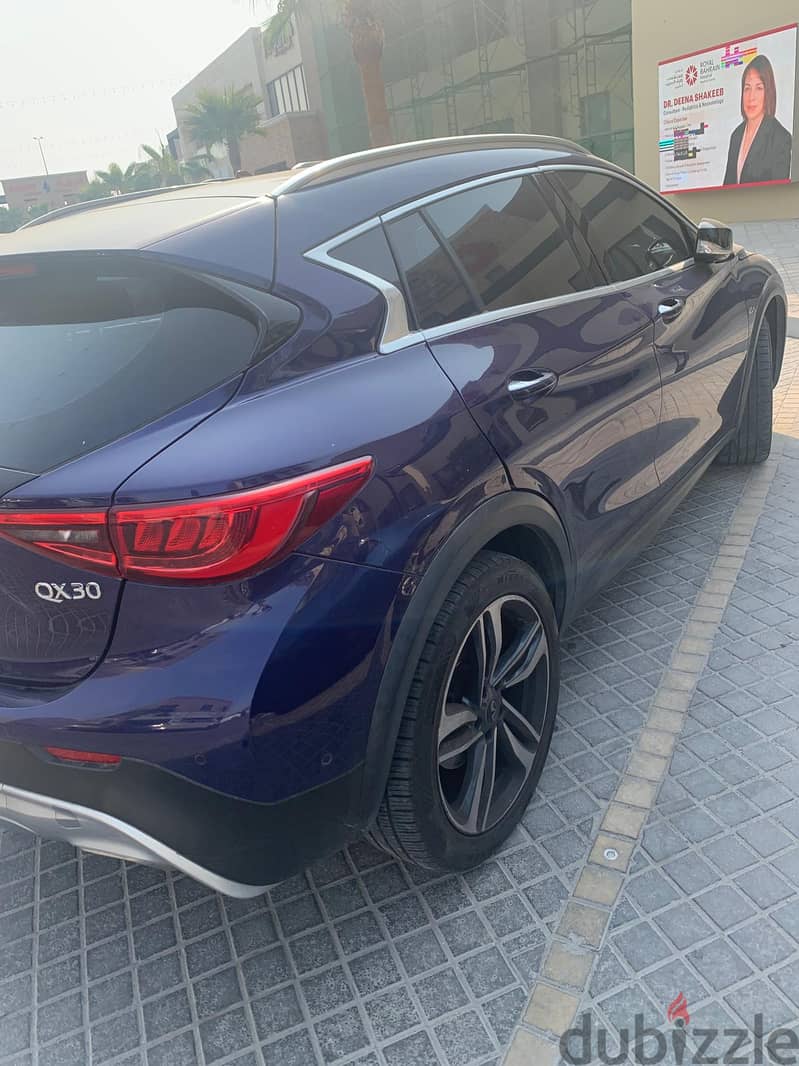 Infiniti QX30     Full 2