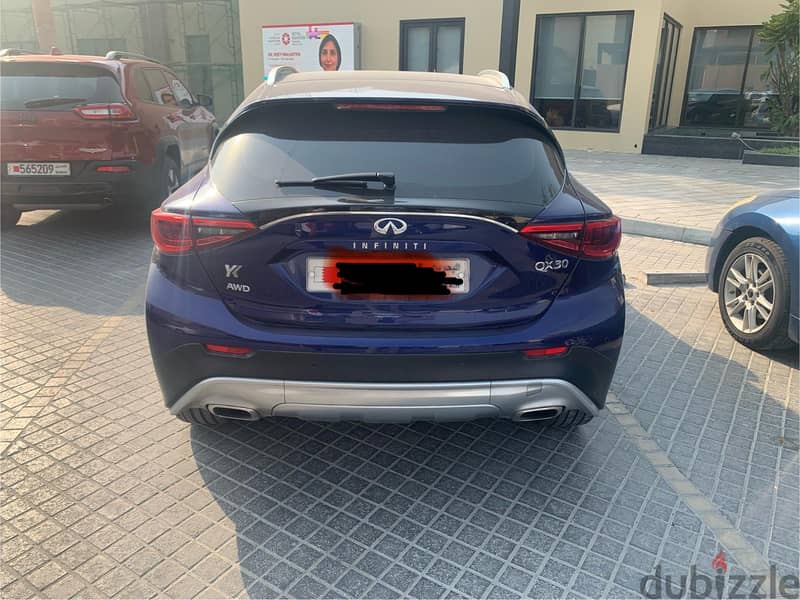 Infiniti QX30     4WD      2018 3