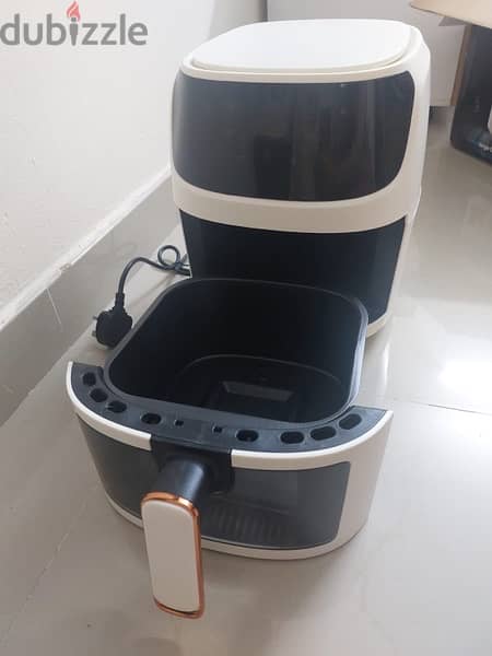 New Air fryer for sale 2