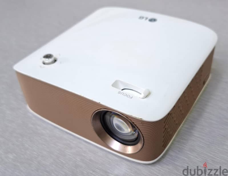 LG CineBeam LED Portable Projector (Rechargable) 100" Projection Size 3