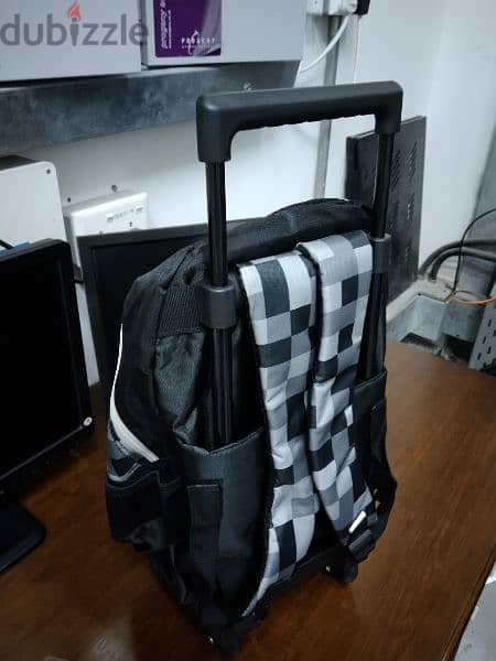 sketchers trolley backpack NEW 5