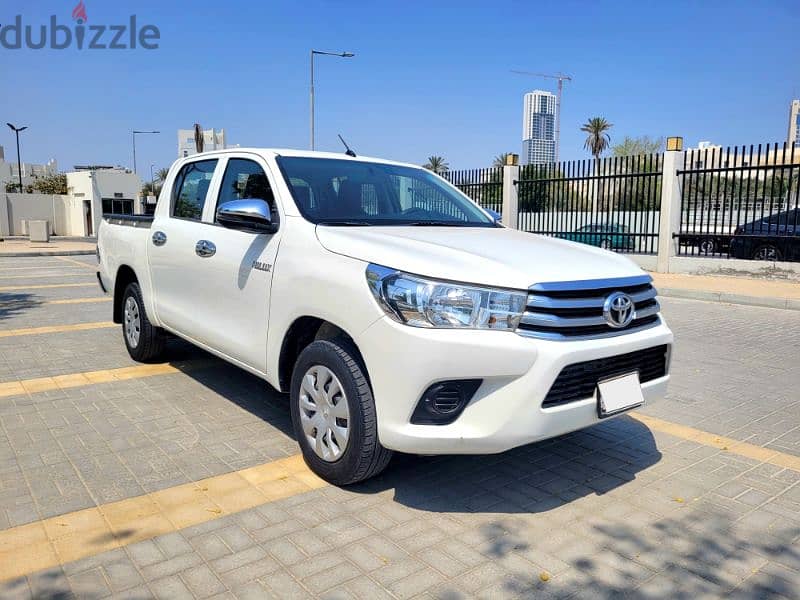 TOYOTA HILUX 2.0 
Double Cabin Pick-up Excellent Condition 2