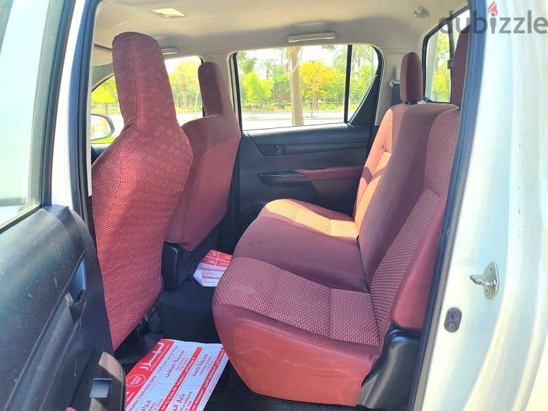 TOYOTA HILUX 2.0 
Double Cabin Pick-up Excellent Condition 11