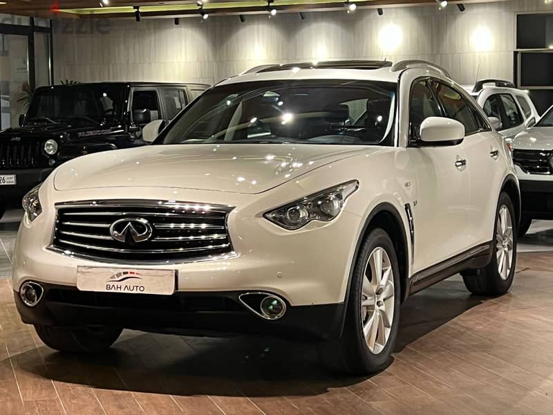 Infiniti QX70 2016 full option model for sale 3