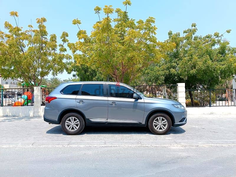 Mitsubishi Outlander 2019 2.4L SINGLE OWNED ZERO ACCIDENT SUV FOR SALE 3