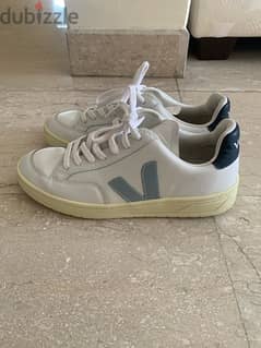 VEJA V-12 Sneakers Women