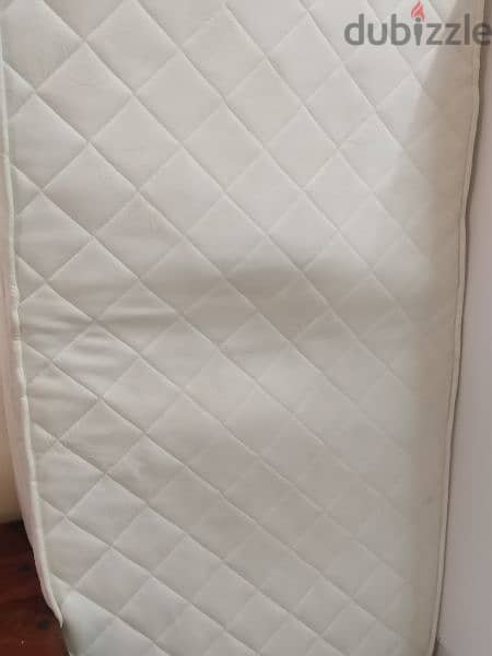 a single bed with mattress for sale 2