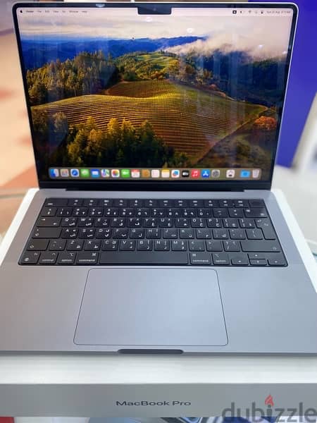 Used MacBook Pro 14inch M1 Pro 1TB 4