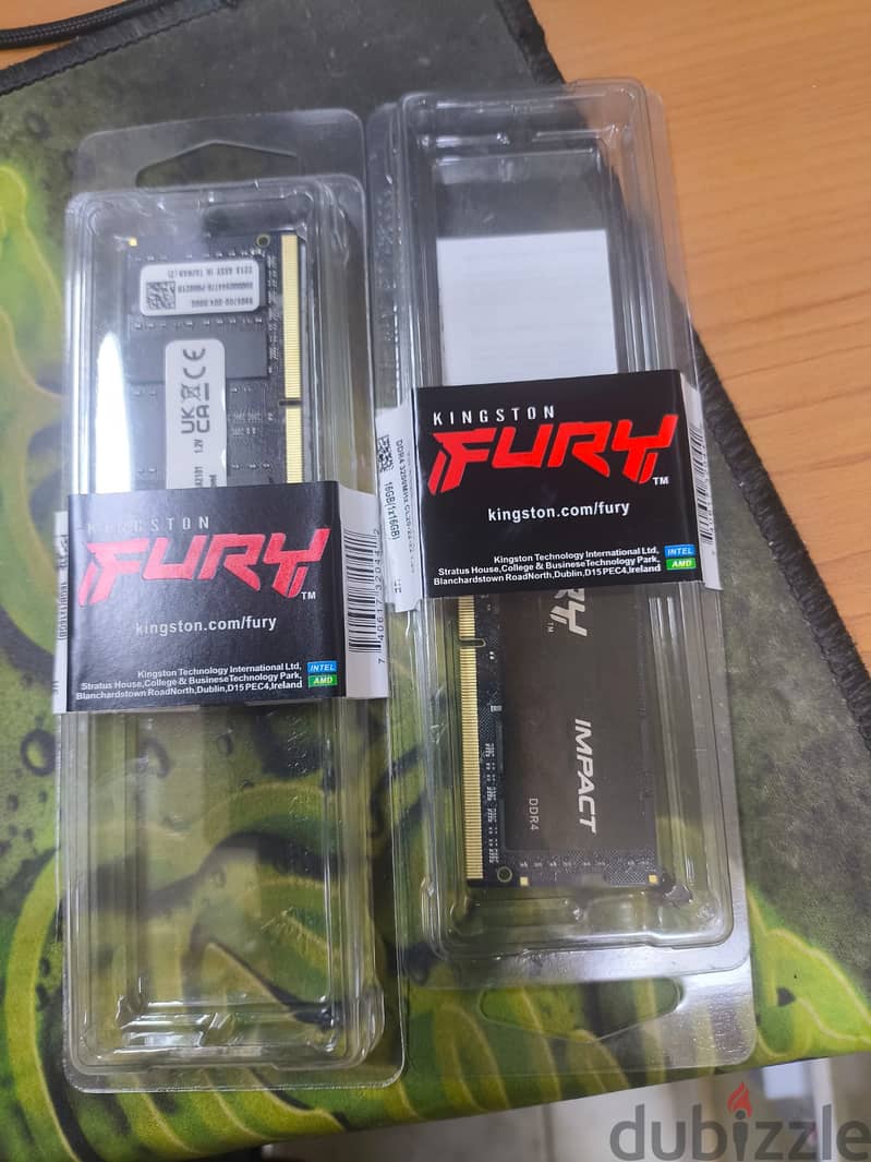 للبيع رامات DDR4 حق لابتوب كالجديد 16GB X 2 0