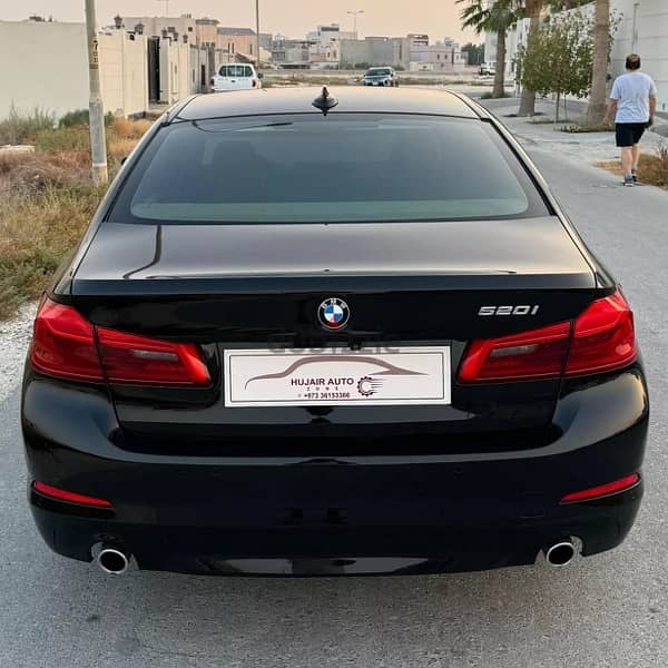 BMW 2019 | 36153366 4